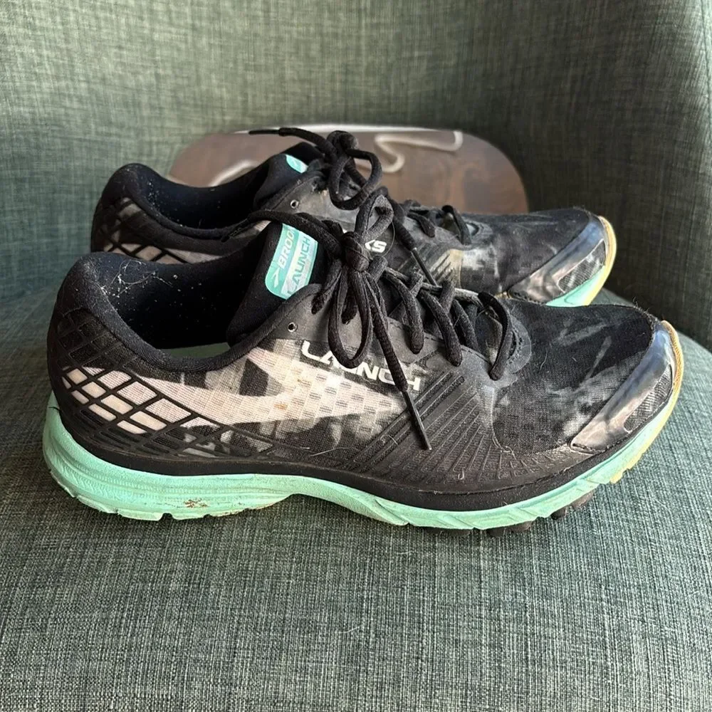 Brooks launch women